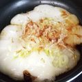 ごじひめ's cooksnap of when they made おかか醤油がたまらない♪簡単ネギ餅♪.