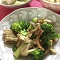 フジぽん's cooksnap of when they made ブロッコリーと舞茸のホットサラダ.