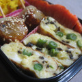 おにぎりママ's cooksnap of when they made お弁当に♪さやいんげんと塩昆布の卵焼き.