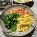 にことん's cooksnap of when they made お弁当にも！鮭フレークを使った♡三色丼♡.
