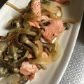Sac’HiNa's cooksnap of when they made 簡単☆鮭ときのこのオイスター照り焼き。.