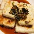 MotleyRisa's cooksnap of when they made 揚げないで作る！木綿豆腐の油淋鶏風.