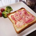 knkmym's cooksnap of when they made ベーコンマヨチーズのトースト❤.