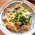 麻's cooksnap of when they made 三つ葉と豚肉の炒め物.