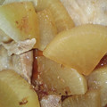 小魚せんべい's cooksnap of when they made 定番おかずの豚バラ大根 (減塩).