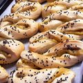 リクック's cooksnap of when they made さつまいものねじねじパン♪.