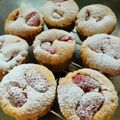 るみつ's cooksnap of when they made ストロベリー・カップ シフォンケーキ.