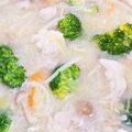♡♡♡リラコ♡♡♡'s cooksnap of when they made 鶏肉とブロッコリーの具だくさんみそ汁.