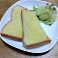 和☆2049's cooksnap of when they made 。。塩パンじゃなく。*塩トースト。。♬.