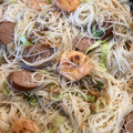はぴらん's cooksnap of when they made 万能ウエイパーでビーフン炒め.