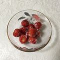 puniＫ's cooksnap of when they made 苺に砂糖まぶして冷凍してみてね♬.