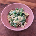 呑み食いずぼらママ's cooksnap of when they made 春菊と卵の辛子マヨ.