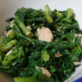 ぶ〜ちゃん。's cooksnap of when they made 春菊とツナの塩炒め.