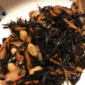 かずくん☆'s cooksnap of when they made ひじきとさつま揚げの甘辛炒め煮.