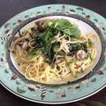 rikaakari's cooksnap of when they made 春菊(小松菜)&アンチョビのパスタ.