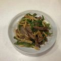 のぺ801's cooksnap of when they made 青椒肉絲.