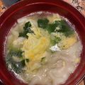 まーちゃんとみーくん's cooksnap of when they made 冷凍ストックでパパっと♪餃子スープ.