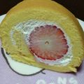 クックM2A474☆'s cooksnap of when they made 簡単♡基本の苺ロールケーキ♡.