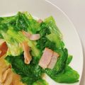 こーやんたん's cooksnap of when they made 捨てないで！！3分で簡単♡レタスの外側っ.