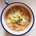 ありみりん♡'s cooksnap of when they made えのきと絹豆腐、玉葱、油揚げの味噌汁.