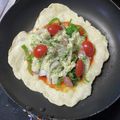 クック49L4Ho☆'s cooksnap of when they made ちょっぴりリッチな！？餃子の皮ピザ.
