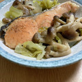 クックＦ8ＪＷ40☆'s cooksnap of when they made 汁までおいしい♪塩鮭とキャベツの蒸し煮.