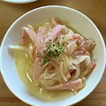 もかまろママ's cooksnap of when they made 新玉ねぎとハムの柚子胡椒マリネ.