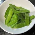 ＭＩ−ＳＡＮ's cooksnap of when they made 便利です！絹さや、インゲンバーター炒め♪.