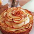 みみはる39's cooksnap of when they made おもてなし♥️りんごとバナナの薔薇ケーキ.