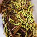 ハチ8コロ8's cooksnap of when they made わらびの酢の物.