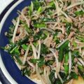 クック6DDPP8☆'s cooksnap of when they made お財布がピンチな時に！ニラもやし炒め.