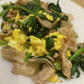 ねみねみ's cooksnap of when they made オムごまのほうれん草と豚こま炒め.