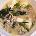 ☆ゆーりん☆'s cooksnap of when they made 〖簡単！豚こま肉と白菜のにんにく味噌鍋〗.