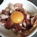 まめtan's cooksnap of when they made 高級だけど簡単 生ベーコンユッケ.