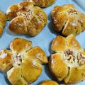 つぐしゅんママ's cooksnap of when they made 期間限定!!黒糖くるみパン.