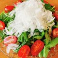 Emihann's cooksnap of when they made ほうれんそうと新たまねぎのサラダ.