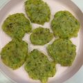 あゆみっこママ's cooksnap of when they made 離乳食後期　手づかみ　キャベツお好み焼き.