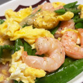 ☆鯖子☆'s cooksnap of when they made えびとスナップエンドウの卵炒め.