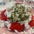 春巻きママ's cooksnap of when they made 新玉ねぎとトマトのサラダ♪旬の味.