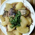 プルンバゴ's cooksnap of when they made 超簡単!鯖缶with大根とじゃが芋の煮物.
