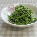 umemodoki's cooksnap of when they made タラの芽の塩昆布和え浸し.