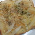 クック6DDPP8☆'s cooksnap of when they made バターの風味♪新玉葱＆しらすのトースト.