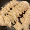 アリエちゃん's cooksnap of when they made キャベツと玉ねぎのジューシー焼き餃子☆.