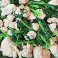 ☆☆くるみもち☆☆'s cooksnap of when they made 簡単！鶏もも肉と小松菜のスタミナ炒め.
