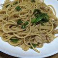 まーく71's cooksnap of when they made 葱と豚バラの生姜醤油パスタ.