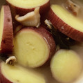 クックTHM5YF☆'s cooksnap of when they made さつまいもときのこの味噌汁.