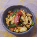 メイプル⌘'s cooksnap of when they made 絹さやとソーセージの玉子炒め.