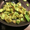 まんだちゃん's cooksnap of when they made 美味しすぎ！アボじゃが炒め.