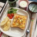 ぐりtoぐら's cooksnap of when they made 卵がとろり♪ベーコンチーズのマヨトースト.