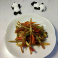 大魔女's cooksnap of when they made 簡単！美味しい♡山うどの皮のきんぴら.